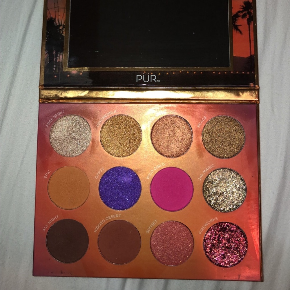 ❤️ SOLD ❤️ PUR FESTIVAL EYESHADOW PALETTE